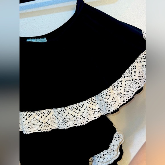 Judith March Dress. Strapless & Tiered with crochet details! Worn once! - Picture 8 of 8